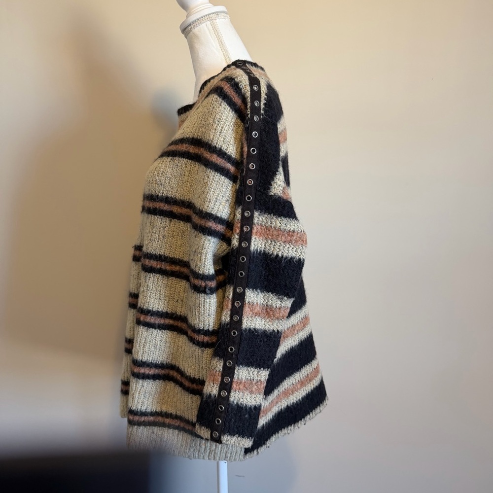 NWOT Free People Oversized slouchy Tunic Pullover Sweater womens size XS - Picture 8 of 11